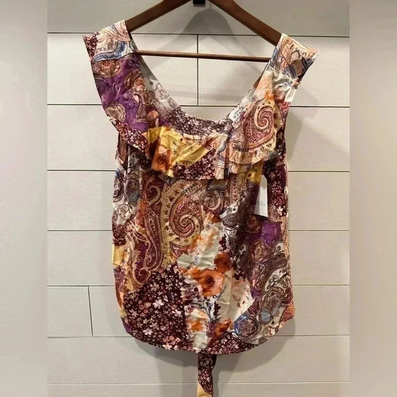 Emily Wonder Top- size Large - Picture 1 of 5